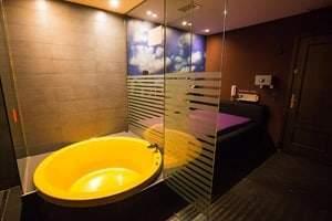 Sidney Suit Darling Club